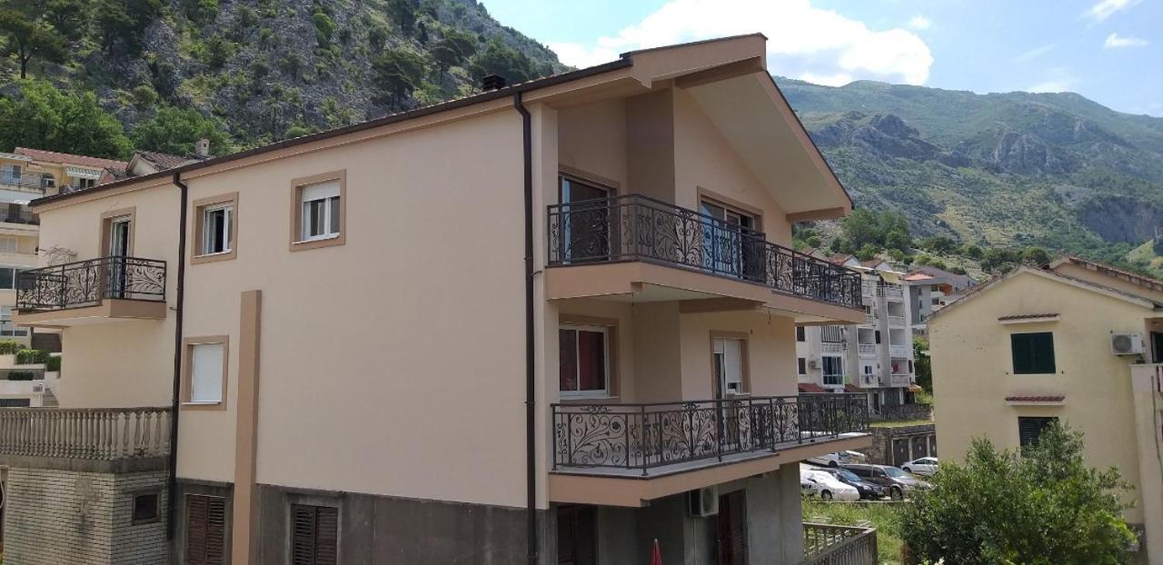 Apartments Zenit Kotor Exteriér fotografie