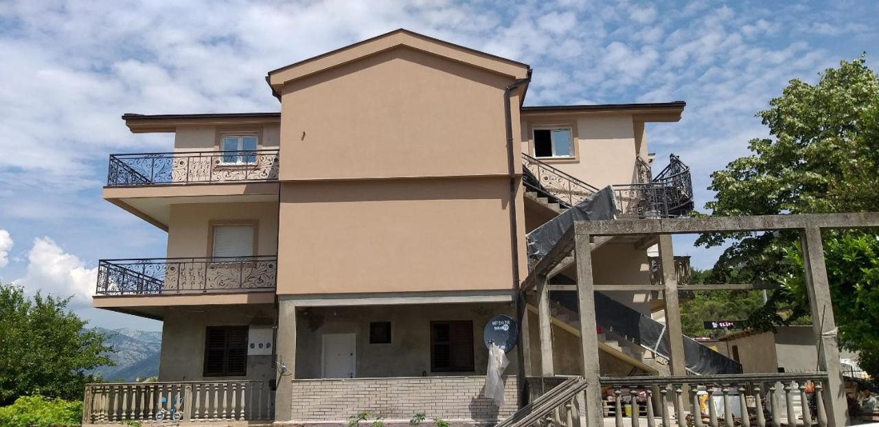 Apartments Zenit Kotor Exteriér fotografie